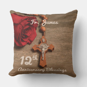 Priester 12. Ordination Jubiläum Rose und Rosary Kissen