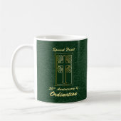 Priester 50 Jubiläum der Ordination Leder Look Kaffeetasse (Links)