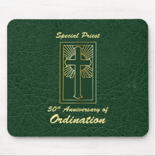 Priester 50 Jubiläum der Ordination Leder Look Mousepad
