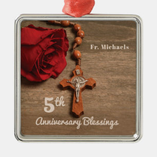 Priester 5. Weihejahrestag Rote Rose Ornament Aus Metall