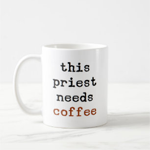 Priester braucht Kaffee-Tasse Kaffeetasse