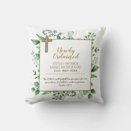 Priester Pastor, neu ordiniert Minister Deacon Nun Kissen