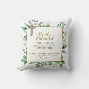 Priester Pastor, neu ordiniert Minister Deacon Nun Kissen