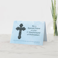 Priester zum 1. Jubiläum, Verziertes Kreuz