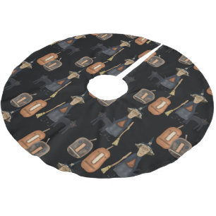 Prim Hexe mit Broom Halloween Polyester Weihnachtsbaumdecke