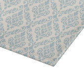 Prima Damask Muster Blue auf Cream Schneidebrett (Ecke)