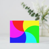 Primäres Regenbogenspiral Postkarte (Stehend Vorderseite)