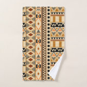 Primitives ethnisches Stammmuster in den Erdfarben Badhandtuch Set (Handtuch)