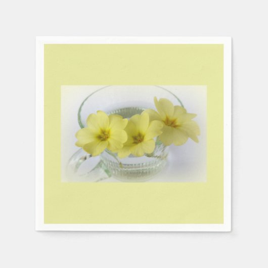 Primrose in einer Kaffeetasse Serviette (Vorderseite)
