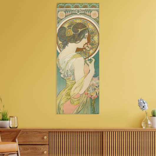 Primrose von Alphonse Mucha Leinwanddruck (Insitu (Wohnzimmer))