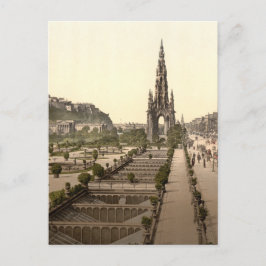 Princes Street, das Schloss und das Scott Monument Postkarte