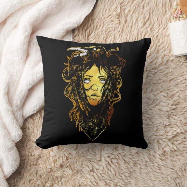 Princess Embraced by a Crow Kissen (Decke)