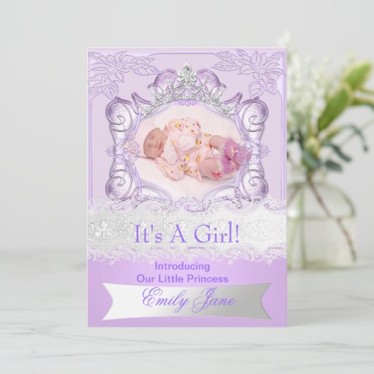 Princess Lilac New Baby Girl Ankündigung Foto (Stehend Vorderseite)