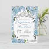 Princess Tiara Light Blue Rose V2 Quinceanera Einladung (Stehend Vorderseite)