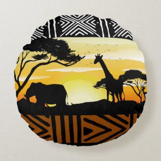 Printed African Safari Scene Round Pillow Rundes Kissen