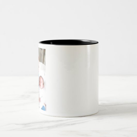 Prinz George und Prinzessin Charlotte Zweifarbige Tasse (Mittel)