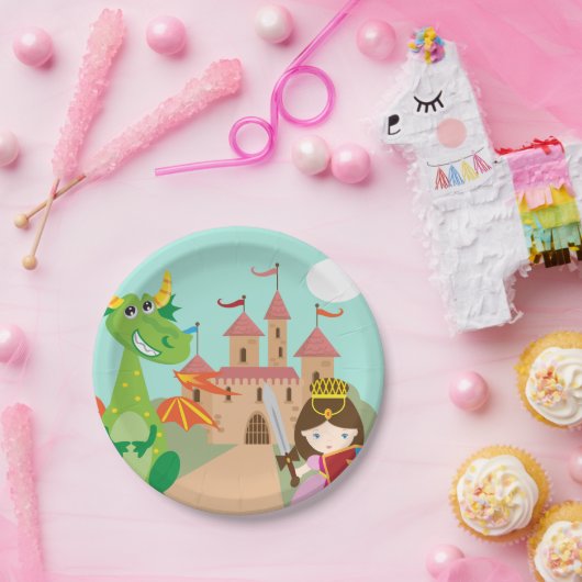 Prinzessin im rosa Schloss und in lächelndem Pappteller (Party)