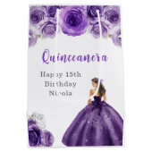 Prinzessin in einem dunklen Lila Kleid Quinceanera Mittlere Geschenktüte (Rückseite)