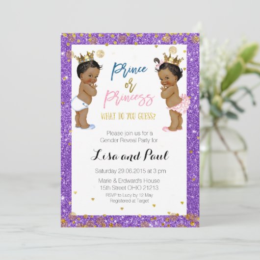 Prinzessin und Prinzessin Gender Reveal laden Lila Einladung (Stehend Vorderseite)