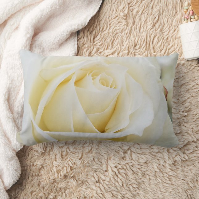 Pristine White Rose Nah-Up Foto Lendenkissen (Decke)