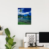 Private Yachten in der Bucht von Opunohu an der Kü Poster (Heimbüro)