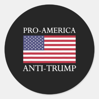 Pro-Amerika Anti-Trump - American Flag Resist Runder Aufkleber
