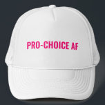 Pro Choice AF Rechte an weißen Abtreibungen in hei Truckerkappe<br><div class="desc">Pro Choice AF heißer rosa und weißer Text minimalistisch moderner Trucker hat.minimalistisch moderne, einfache elegante Stil. Die Pro-Wahl Abtreibungsrechtsbewegung ist eine soziopolitische Bewegung in den Vereinigten Staaten, die die Ansicht unterstützt, dass eine Frau das Recht auf einen Wahlabbruch haben sollte, was das Recht bedeutet, ihre Schwangerschaft zu beenden. Pro Choice...</div>