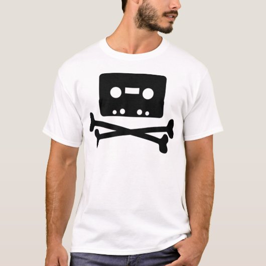 Pro-Piraterie T-Shirt (Vorderseite)