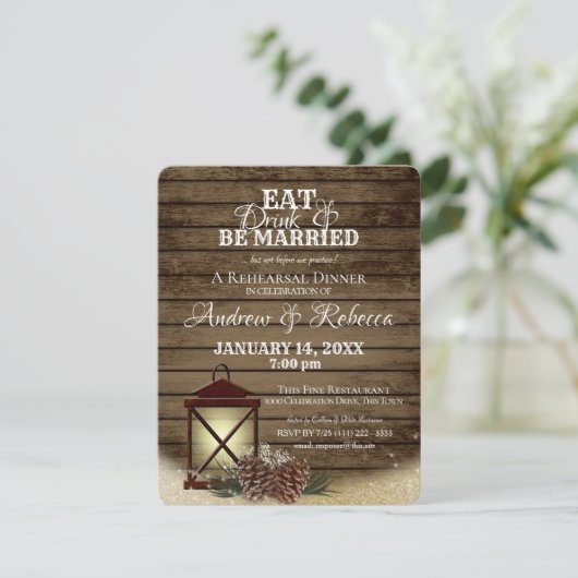 Probe Lantern und Pine Cones Abendessen Einladung (Stehend Vorderseite)