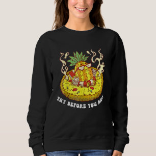 Probier es, bevor du seltsame Surfer-Ananas-Pizza Sweatshirt