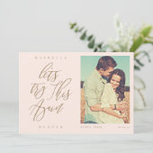 Probieren wir das mal wieder mit moderner Kalligra Save The Date (Stehend Vorderseite)