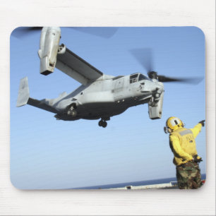 Produkteinführungen eines Osprey MV-22 vom USS Mousepad