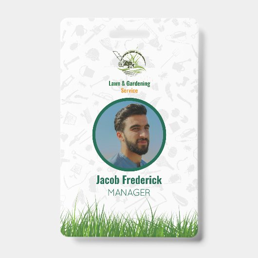 Professional White and Green Lawn Care Ausweis (Vorderseite)