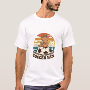 Professioneell Unbeeindruckter Capybara-Fußballfan T-Shirt