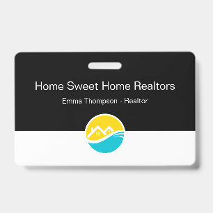 Professionelle Makler-Immobilienmitarbeiter Namens Ausweis