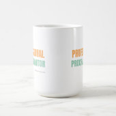 "Professioneller Aufschieber" Witzige Typografie Kaffeetasse (Mittel)
