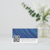 Professioneller Elektriker mit QR-Code Visitenkarte (Stehend Vorderseite)