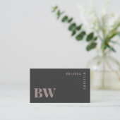 Professioneller QR-Code Grau Pink Monogramm Minima Visitenkarte (Stehend Vorderseite)