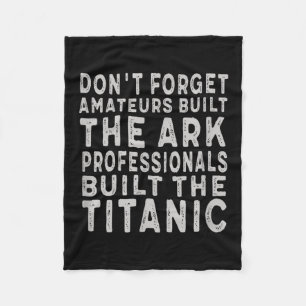 Profis bauten die Titanic als Motivation Fleecedecke