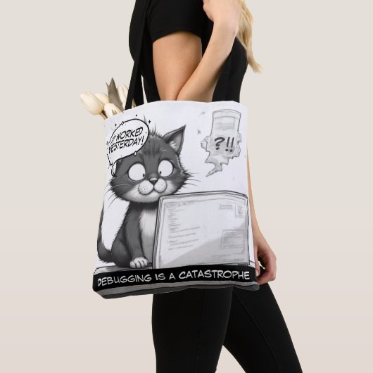 Programmierer-Katzen-Humor-Debugging-ist-eine-Kata Tasche (Von Nahem)