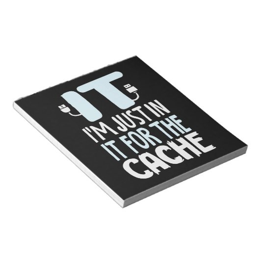 Programmierer nur in IT für den Cache Notizblock (angewinkelt)