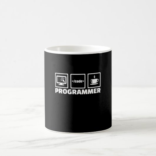 Programmierer schreiben Code und trinken Kaffee Kaffeetasse (Mittel)