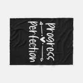 Progress Over Perfection Motivational Fleecedecke (Vorderseite (Horizontal))