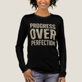 Progress Over Perfection Tri-Blend Shirt (Vorderseite)