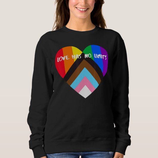 Progress Pride Heart Flag Liebe hat keine Grenzen Sweatshirt (Vorderseite)