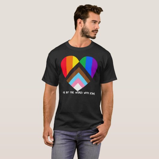 Progress Pride Rainbow Flag Inklusivität Herzloge T-Shirt (Vorne ganz)