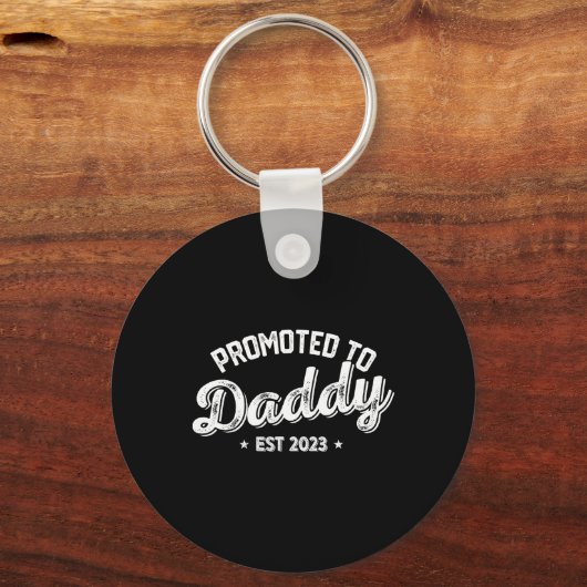Promoted To Daddy Est. 2023, New Dad New Birth Fat Schlüsselanhänger (Vorderseite)