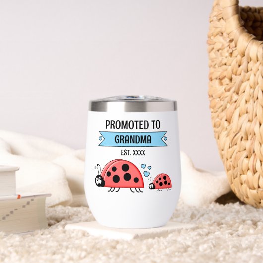 Promoted to Grandma ladybugs blue (Wohnzimmer (gedreht))