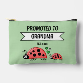Promoted to Grandma ladybugs est year green Zubehörtasche
