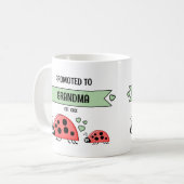 Promoted to grandma ladybugs green kaffeetasse (Vorderseite Links)